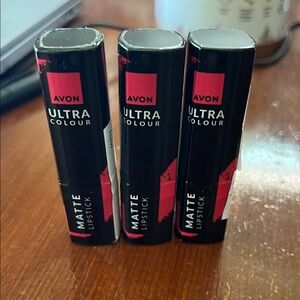Avon True Color Perfectly Matte Lipstick 4gm (Red Supreme